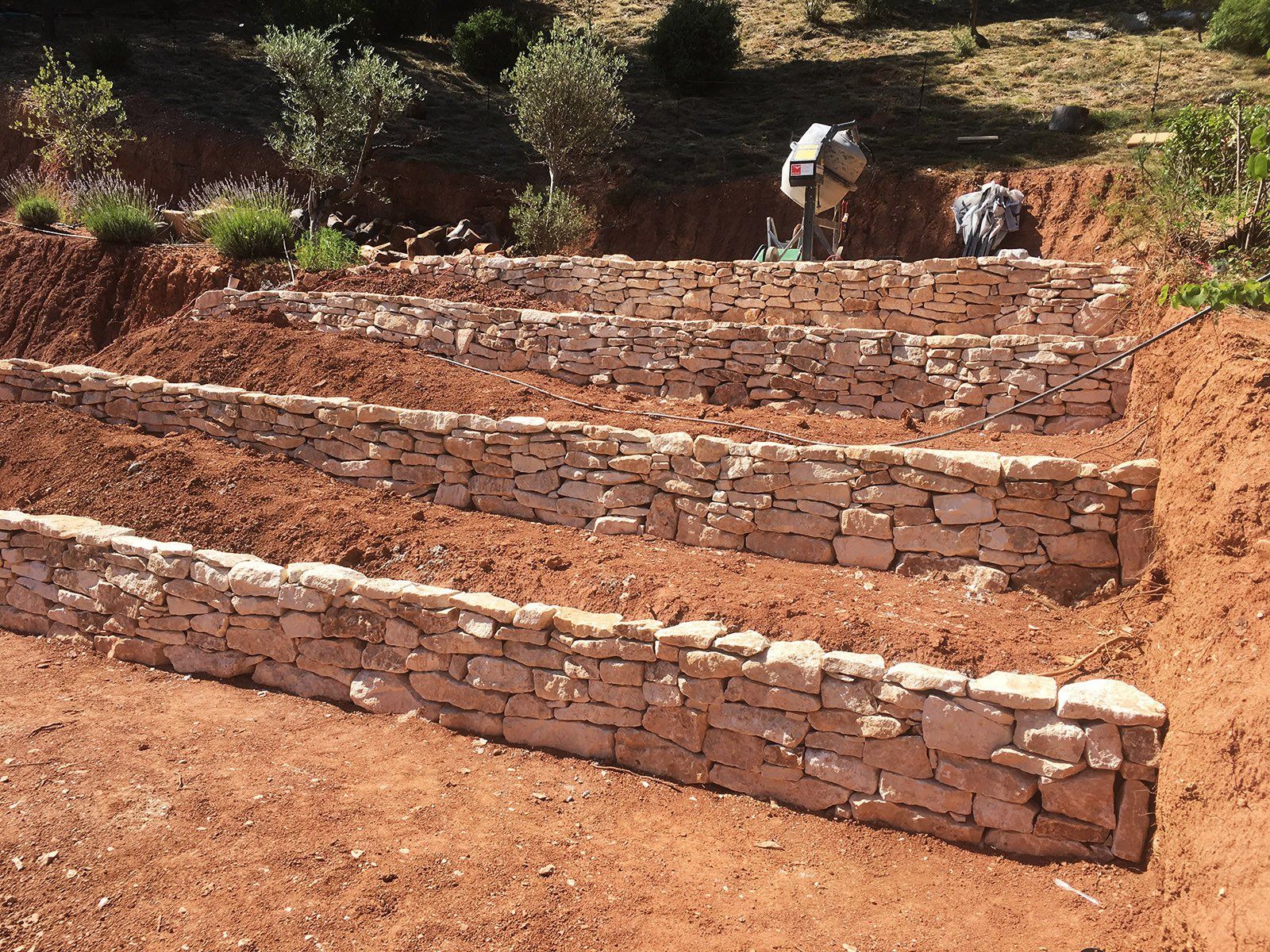 Access Vert réalisation de maçonnerie et mur en pierres sèches