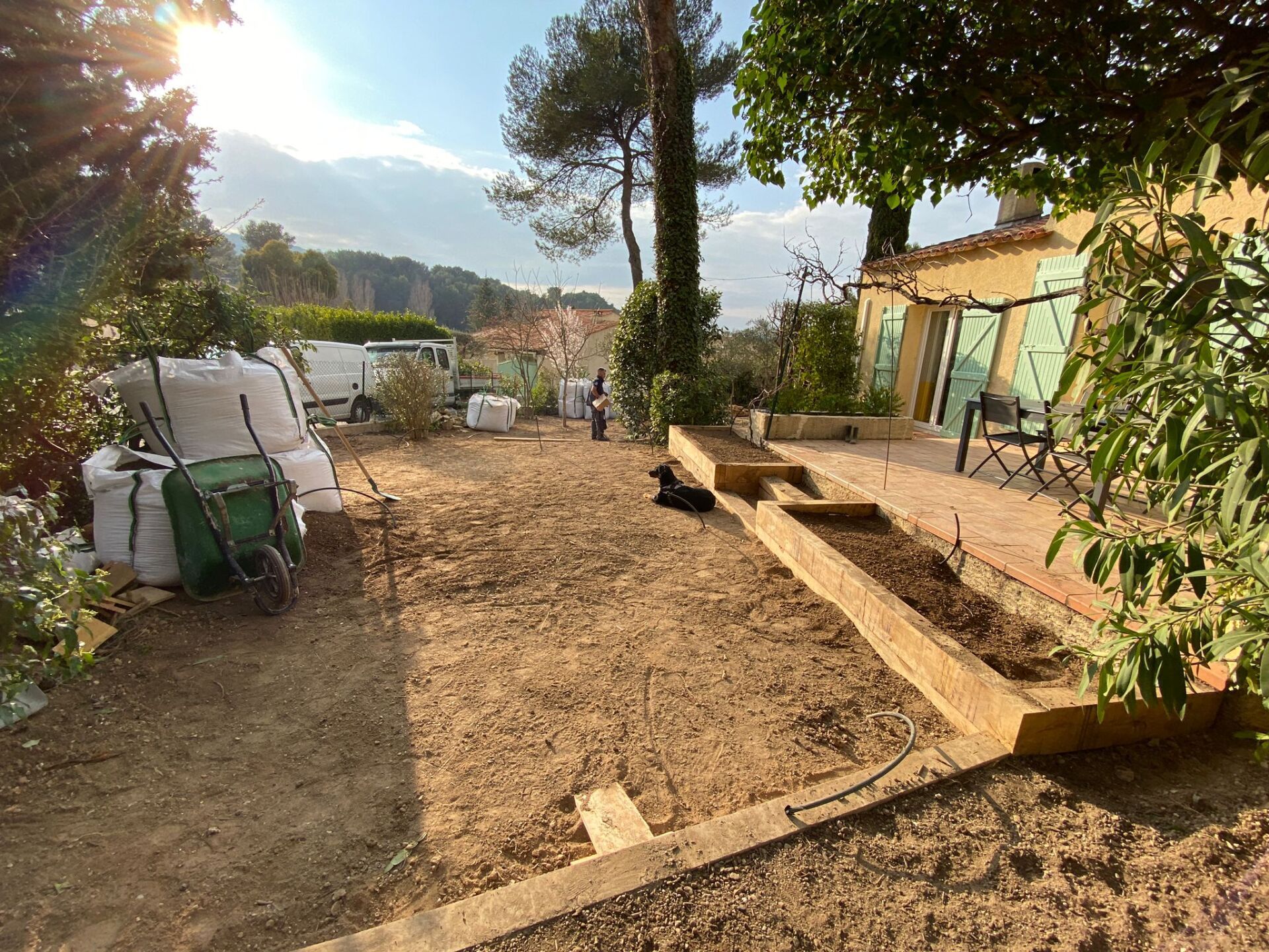 Access Vert création de paysage, plantations et gazon synthétique