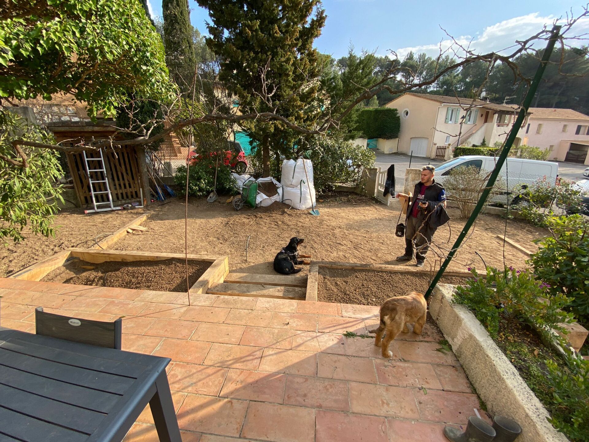 Access Vert création de paysage, plantations et gazon synthétique