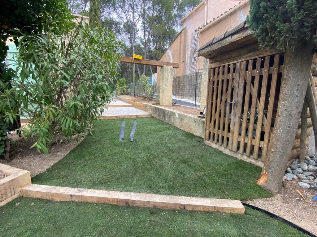 Access Vert création de paysage, plantations et gazon synthétique