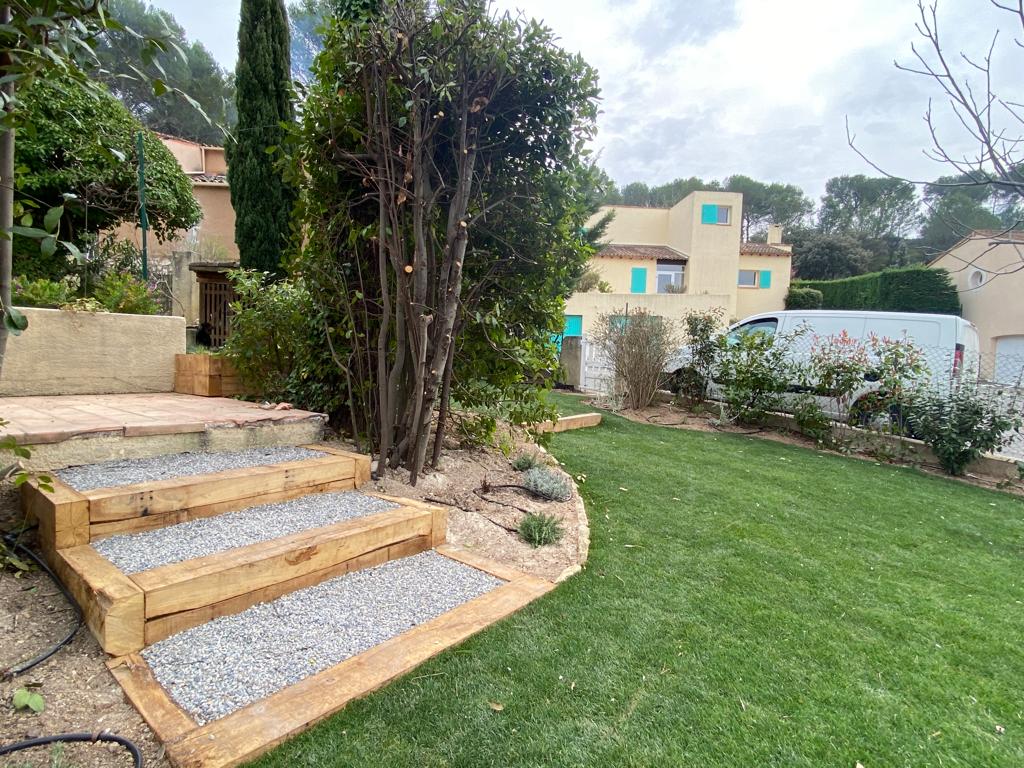 Access Vert création de paysage, plantations et gazon synthétique