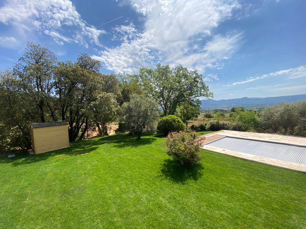 Access Vert réalisation de pose de pelouse et irrigation