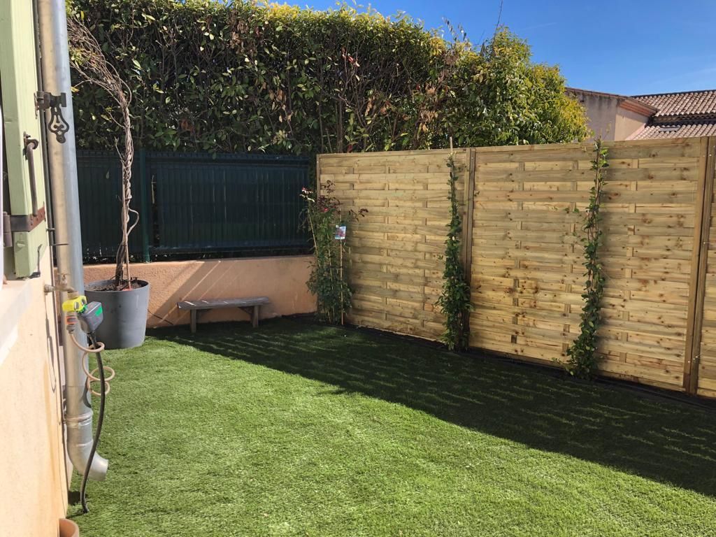 access-vert-apres-pertuis-pose-de-gazon-synthetique-2