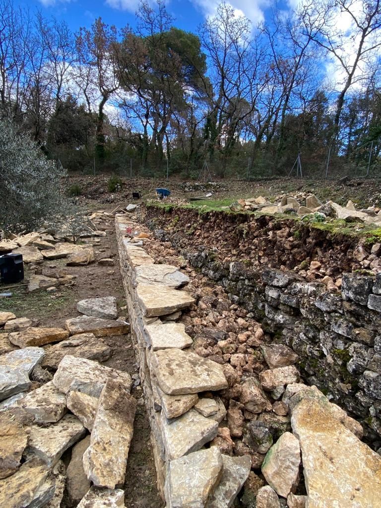 Access Vert réalisation de maçonnerie et mur en pierres sèches