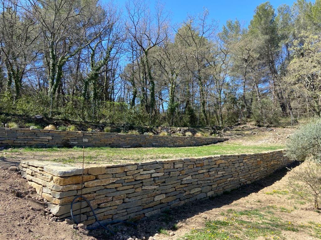 Access Vert réalisation de maçonnerie et mur en pierres sèches