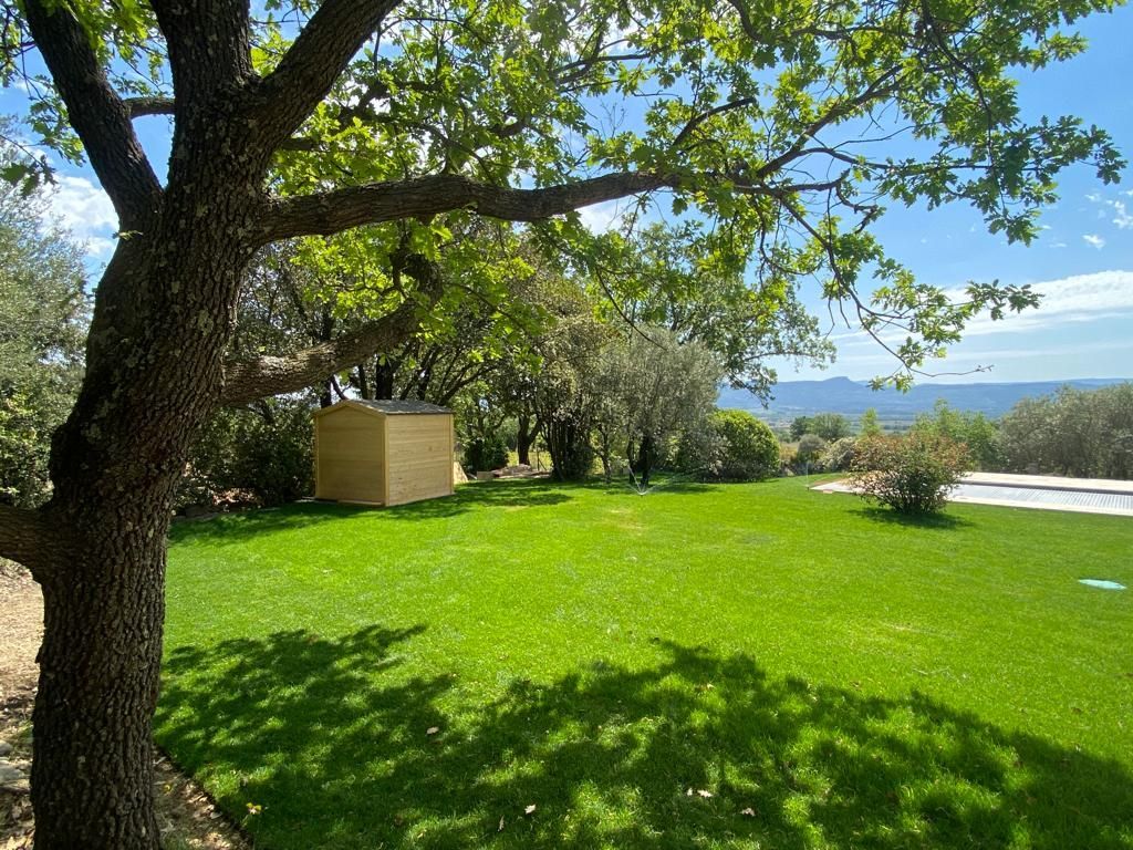 Access Vert réalisation de pose de pelouse et irrigation