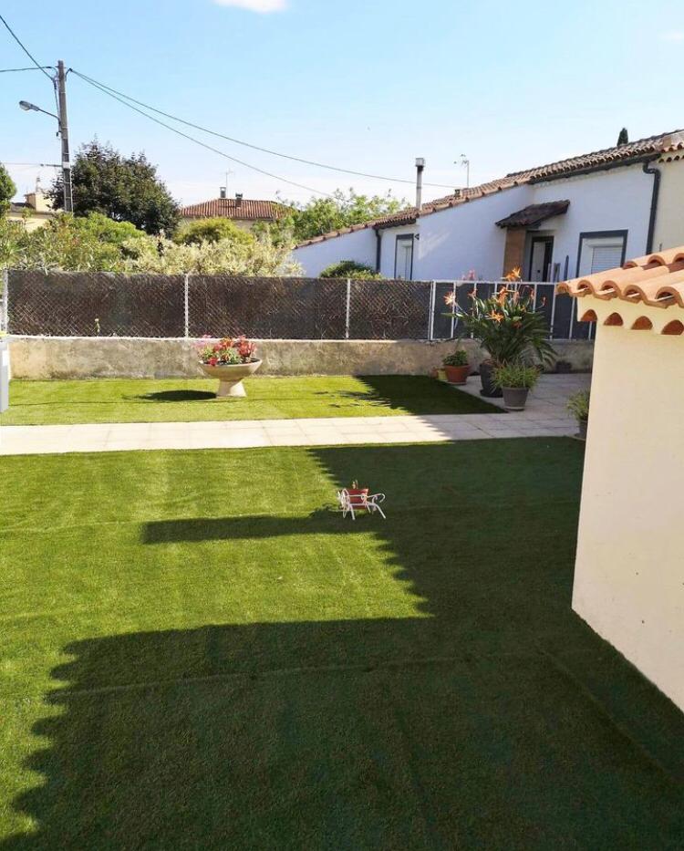 Access Vert création de paysage, plantations et gazon synthétique