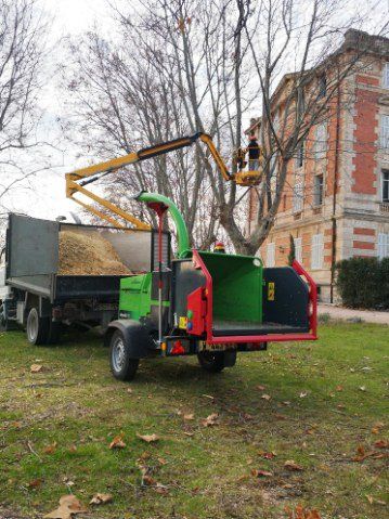 Access Vert paysagiste Aix en Provence Abatage et élagage