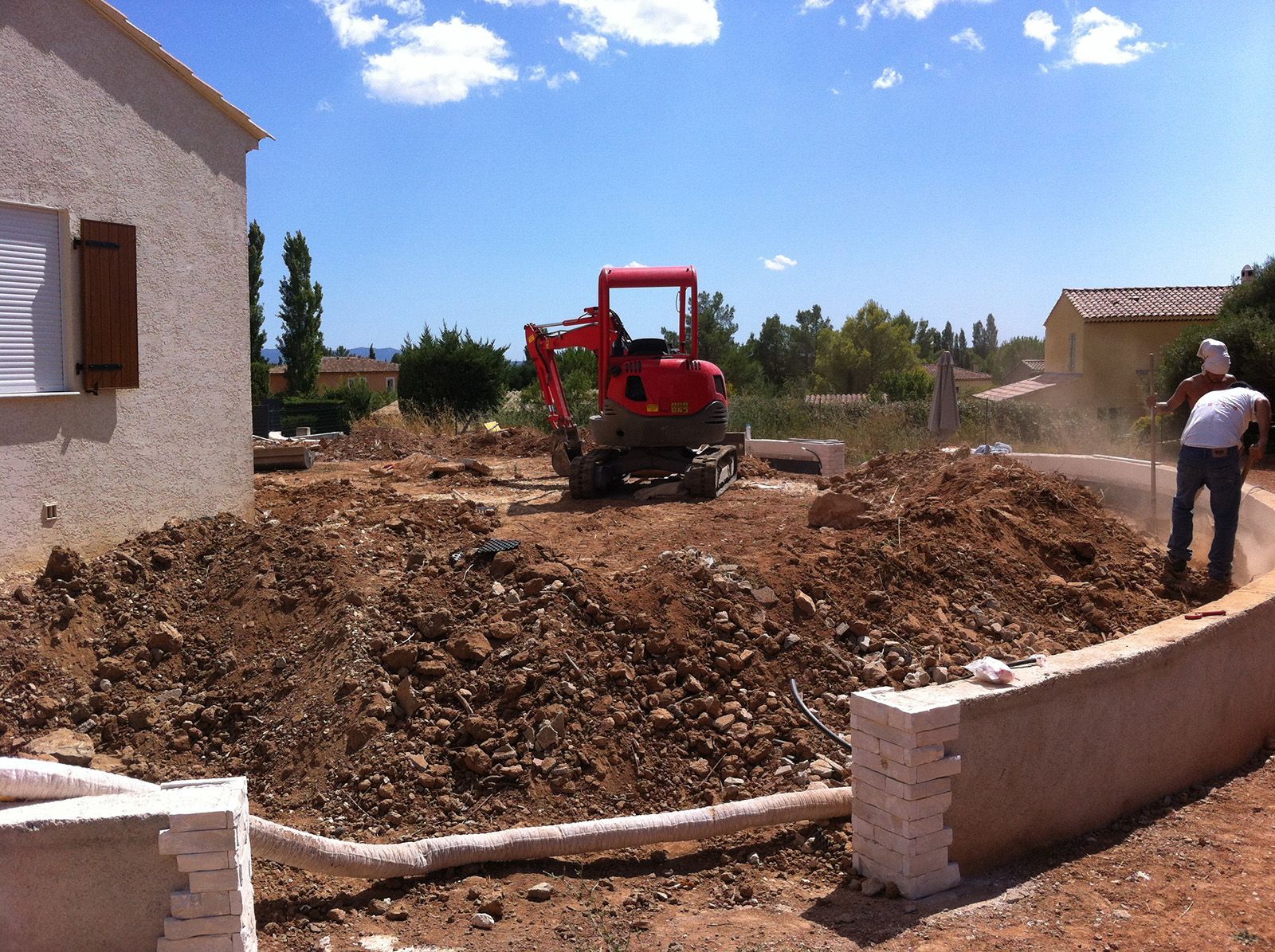 Access Vert paysagiste Aix en Provence pose de traverses