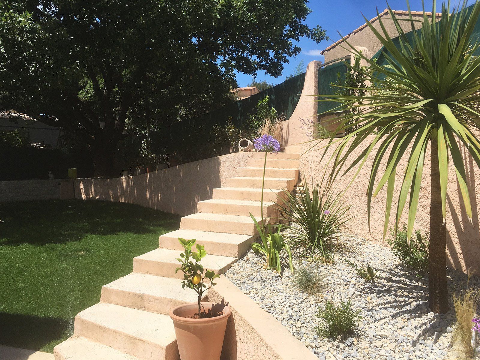 Access Vert réalisation de pose de pelouse et irrigation