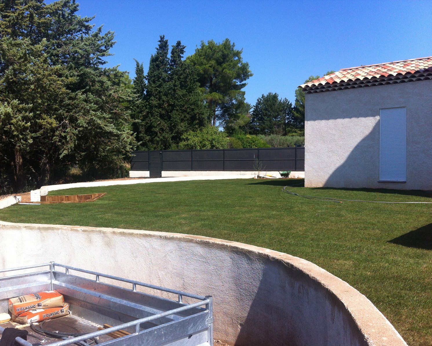 Access Vert réalisation de pose de pelouse et irrigation