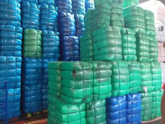 compra y venta y exportacion de moda y complementos de segunda mano ropa usada kilos. moda y complementos de ocasión a los mejores precios