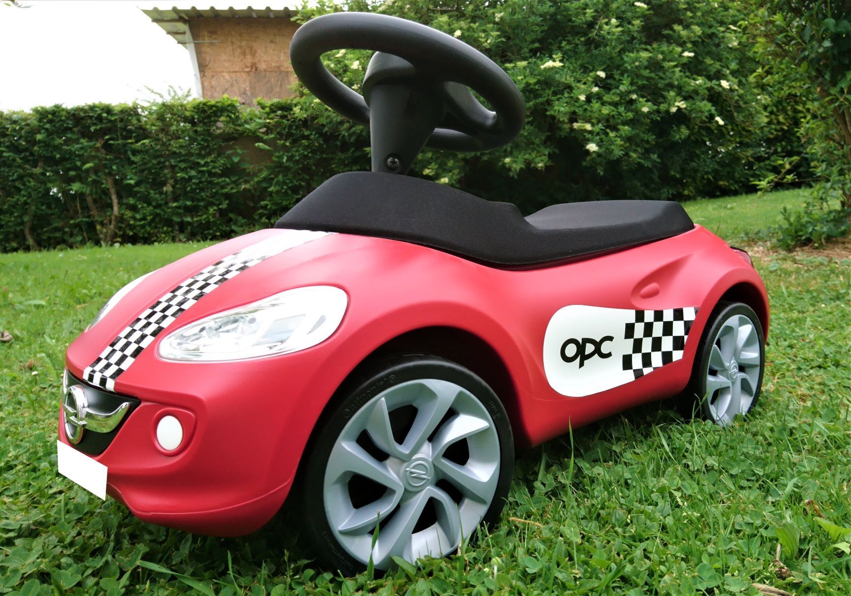 Bobby Car mit Folie beklebt