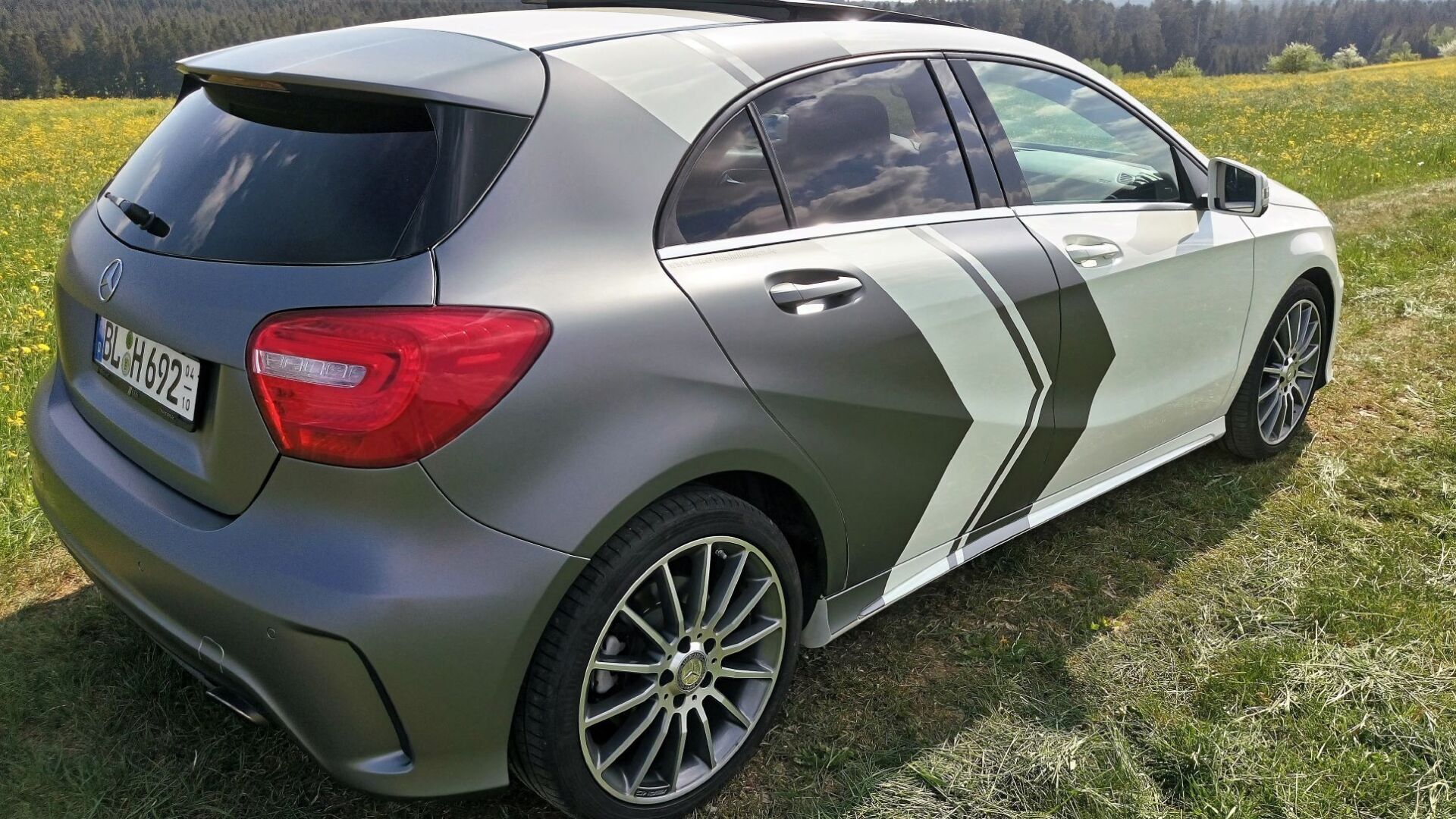 Fahrzeug Teilfolierung  Silber Matt