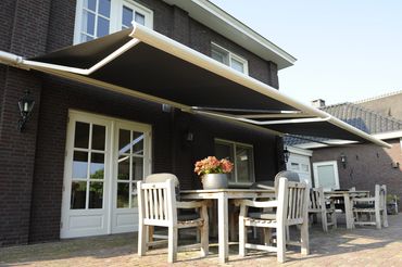 Markisen in Fachhandelsqualität online kaufen