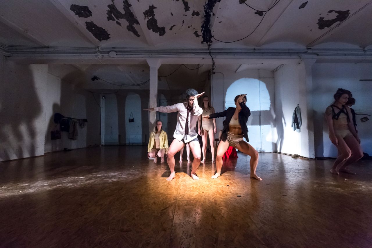 Clase de teatro físico en Barcelona: Body Art & Performance