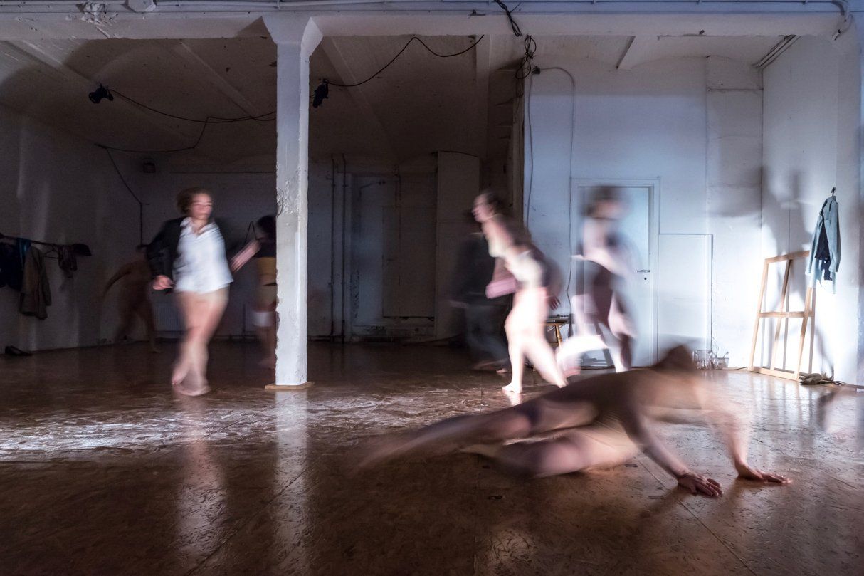 Clase de teatro físico en Barcelona: Body Art & Performance