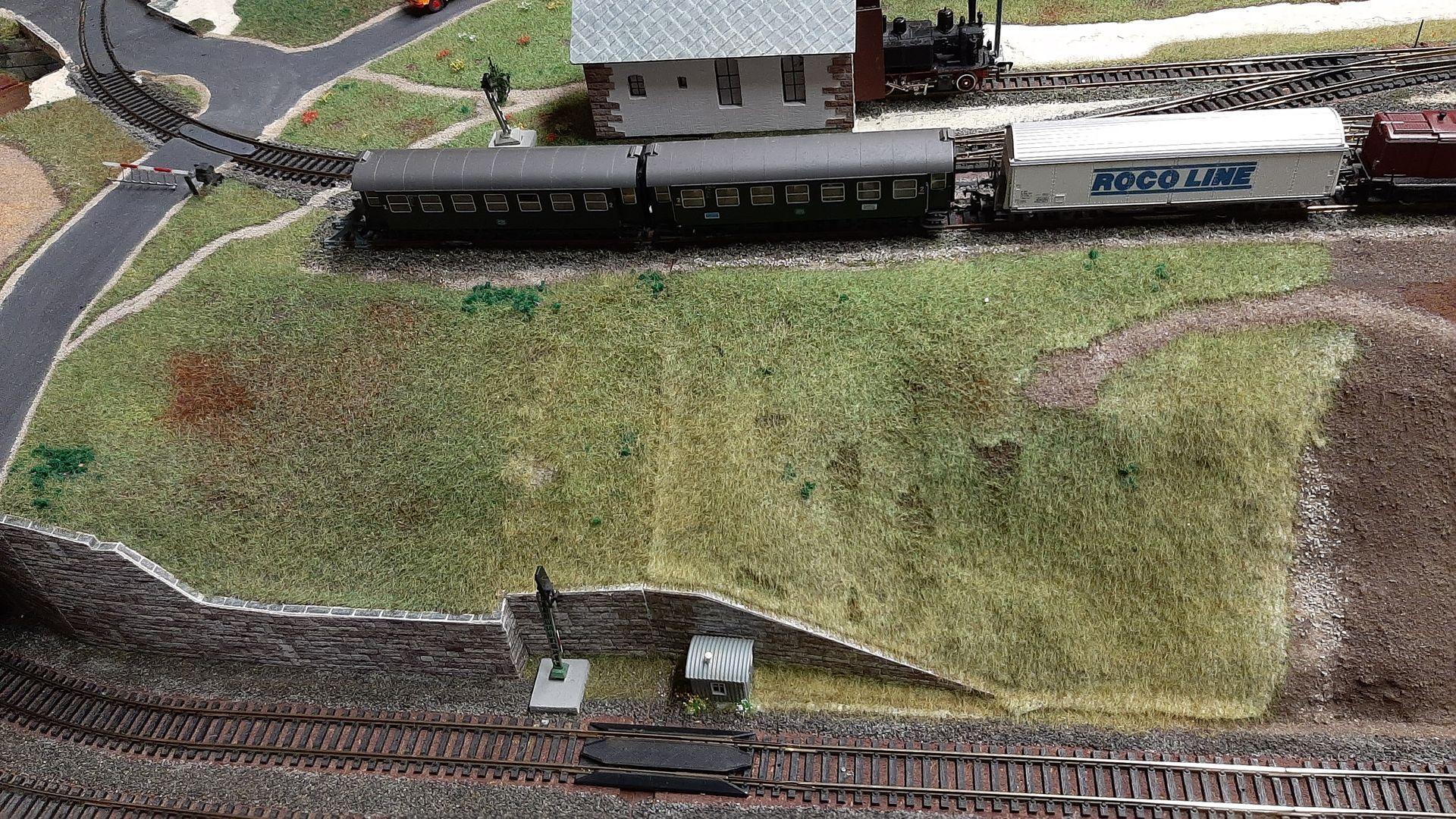 Begrünung des Bahndammes