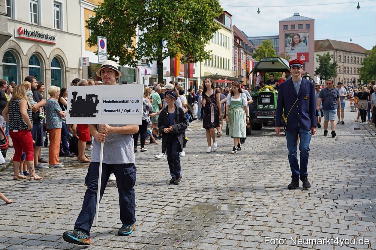 während des Festzug 2023 während des Festzug 2023