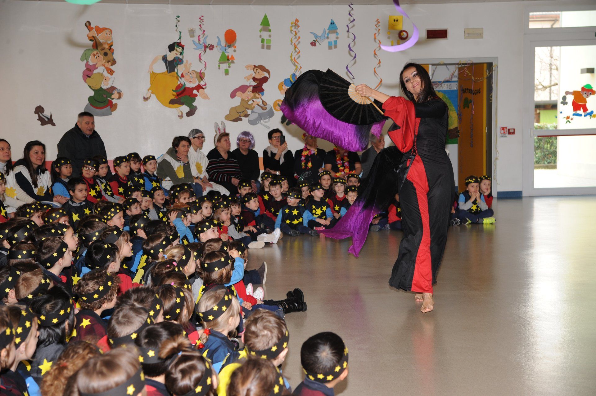 spettacolo per scuole materne, spettacolo di magia per carnevale, spettacolo di magia per asilo,