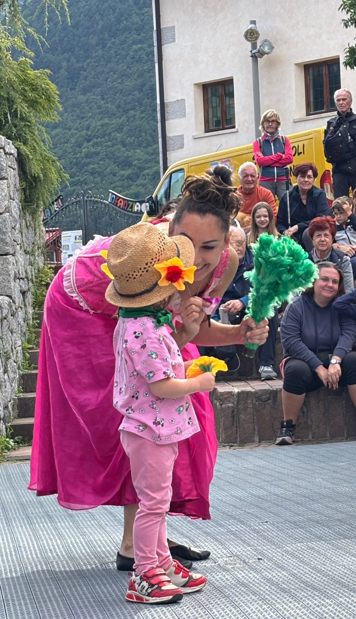clown, animazione comica, spettacolo con palloncini, truccabimbi, spettacolo in trentino