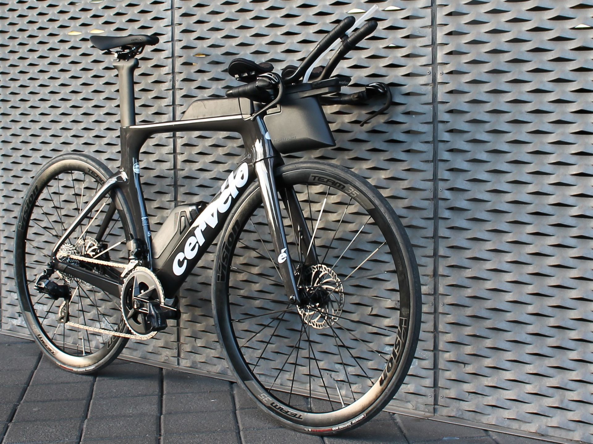 triathlon trinksystem aero hydration von www.stealth-parts.com für cervelo p-series