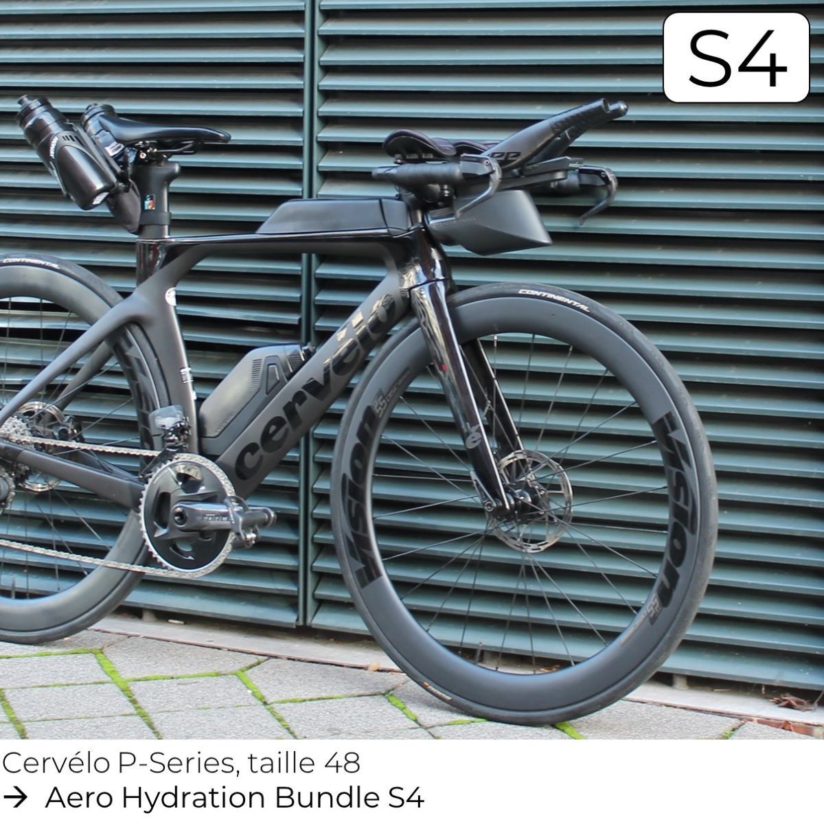 système d'hydratation triathlon s4 de www.stealth-parts.com/fr sur cervélo p-series taille 48