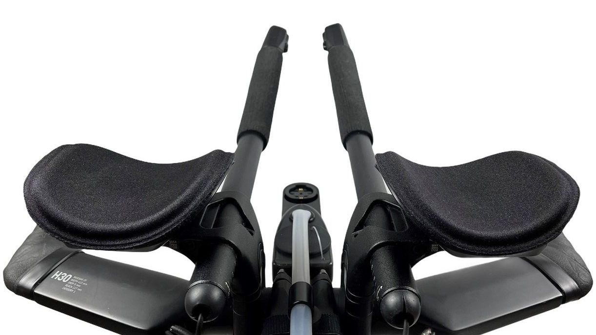 sistema di idratazione aero bta per triathlon da www.stealth-parts.com/it