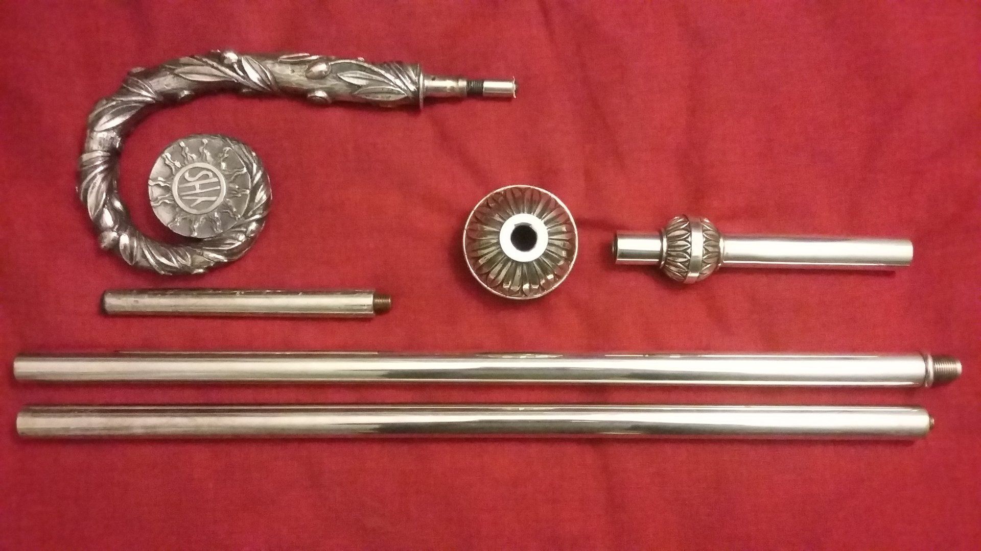 Pezzi del pastorale smontato