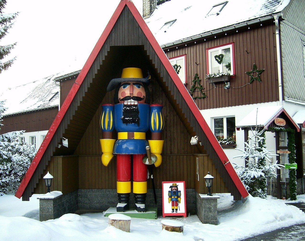 Holzstatue in Seiffen