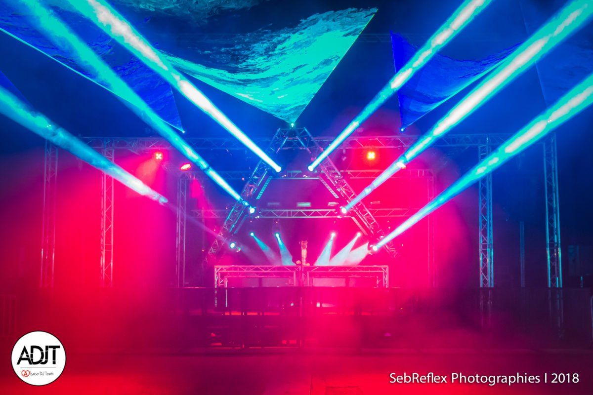 Structure gala EM Strasbourg Rhenus avec jeu de lumière