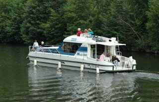 Sedan 1310 LesCanalous Sedan 1310 LesCanalous