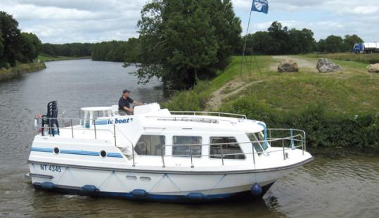 Hausboot günstig mieten Hausbooturlaub Frankreich