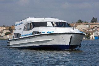 Hausboot günstig mieten Hausbooturlaub Italien