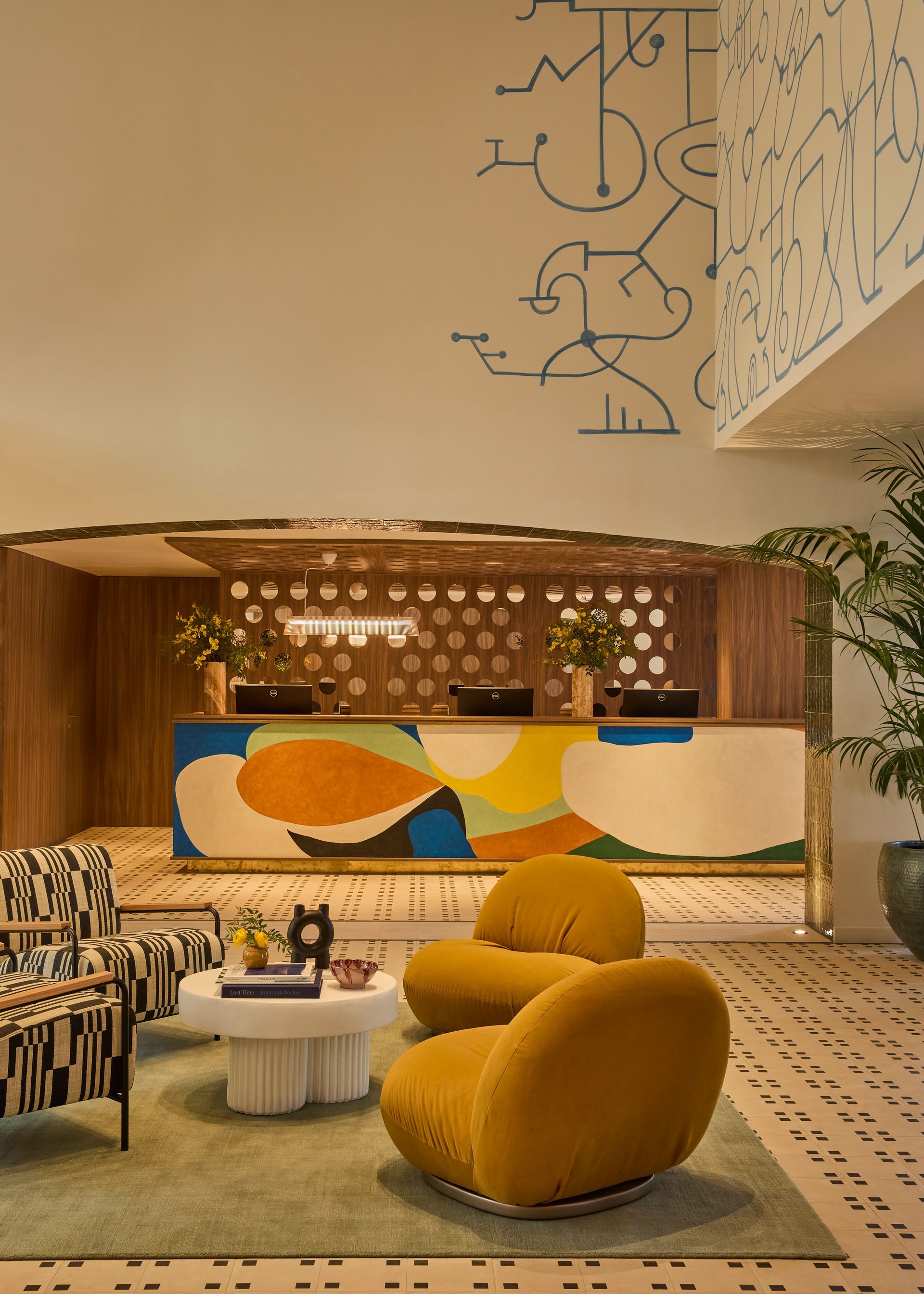 Consultores de arte: el puente entre la creatividad y tus espacios