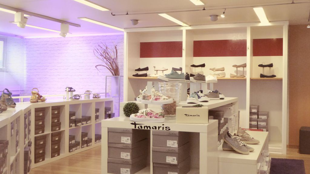 Schuhgeschäft von innen