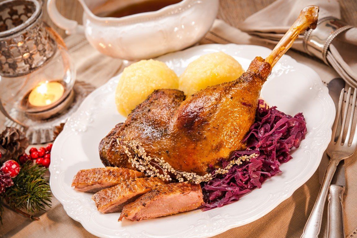 Adventsbuffet, Bad Waldsee, Restaurant im Hofgut; Fürstliches Golf-Resort, 5-Gaenge-Menue, Pianomusik, Silvesterknaller