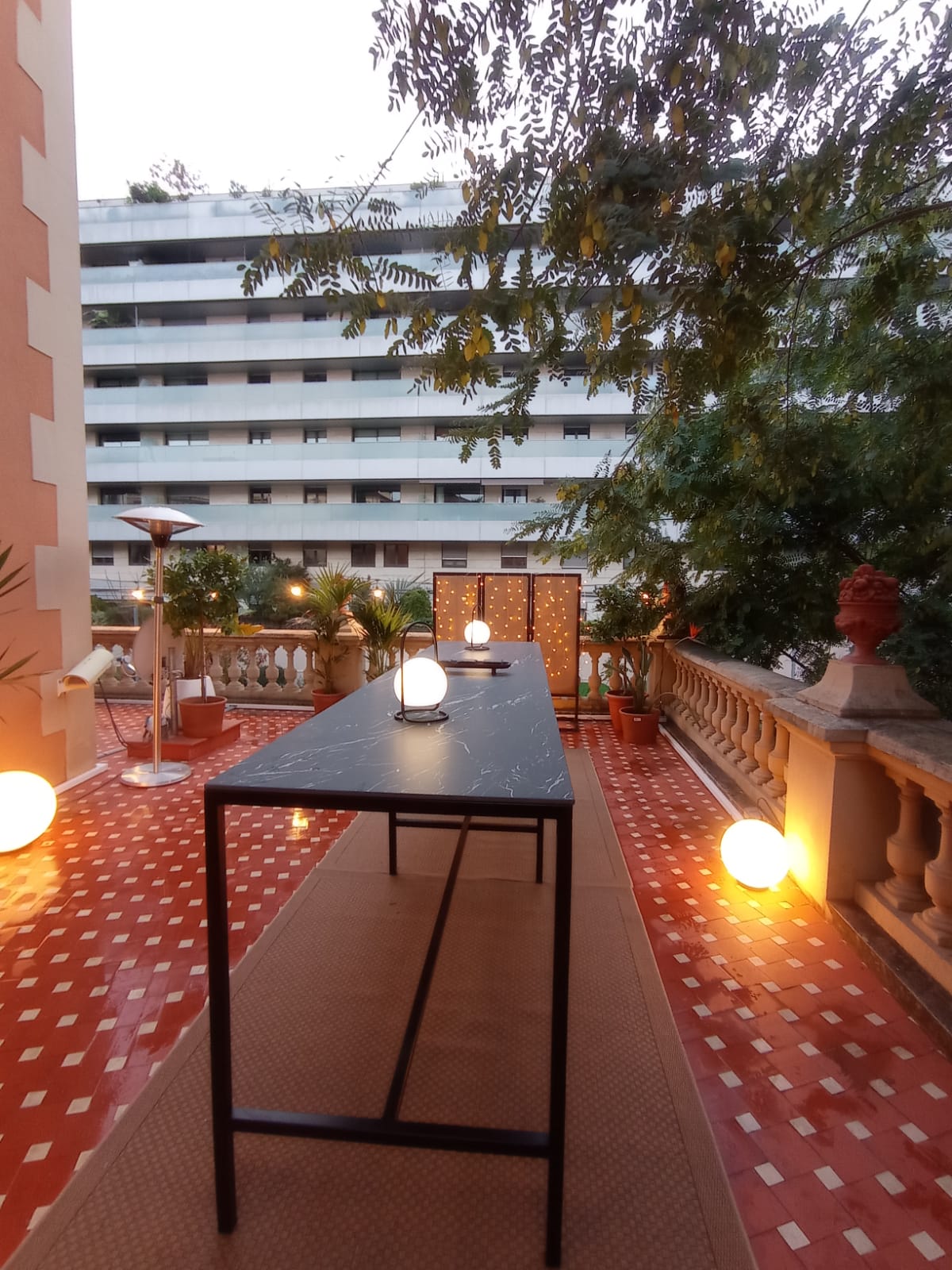 Diseño terraza y mobiliario personalizado de exterior