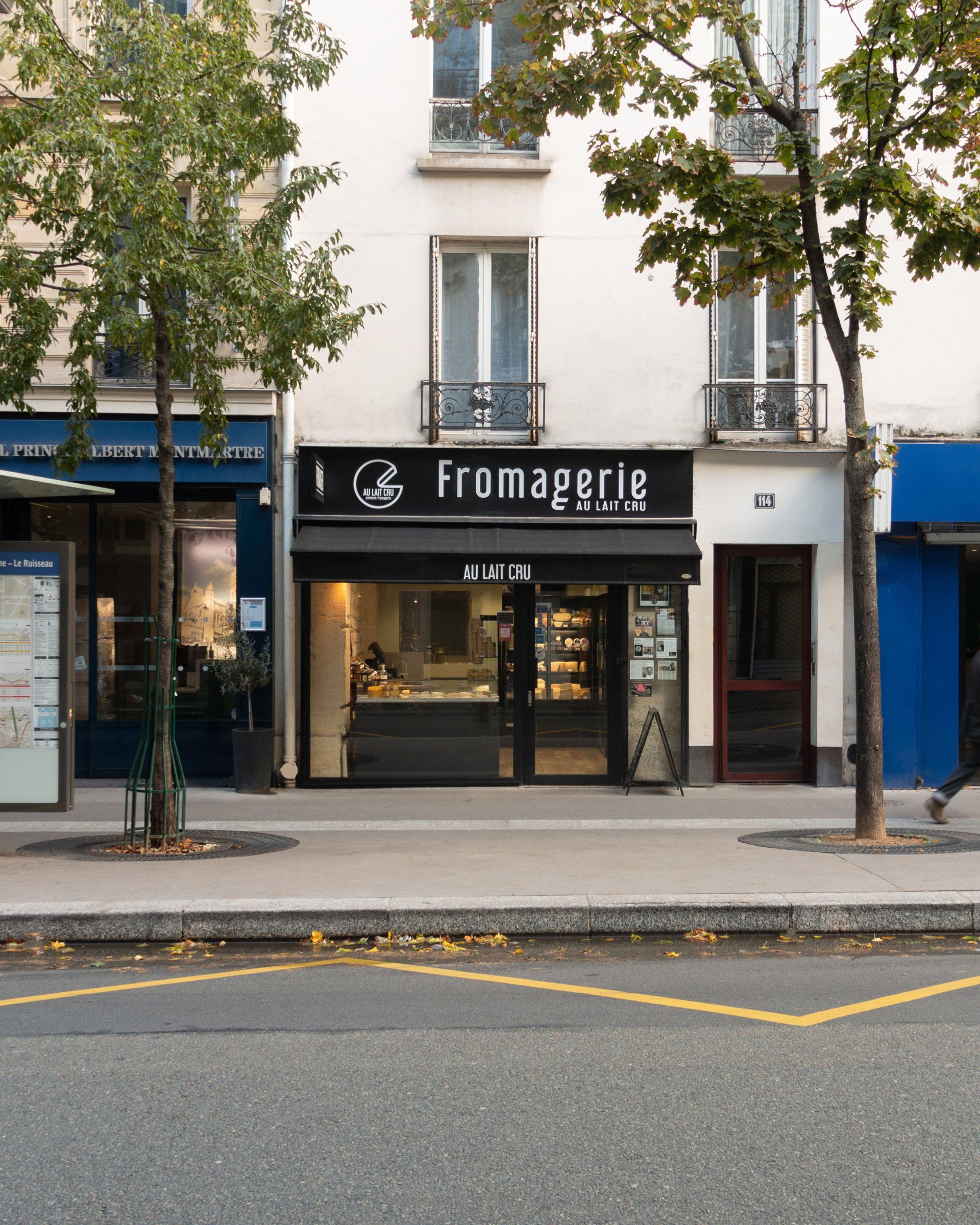Fromagerie Au Lait Cru rue Ordener Paris 18