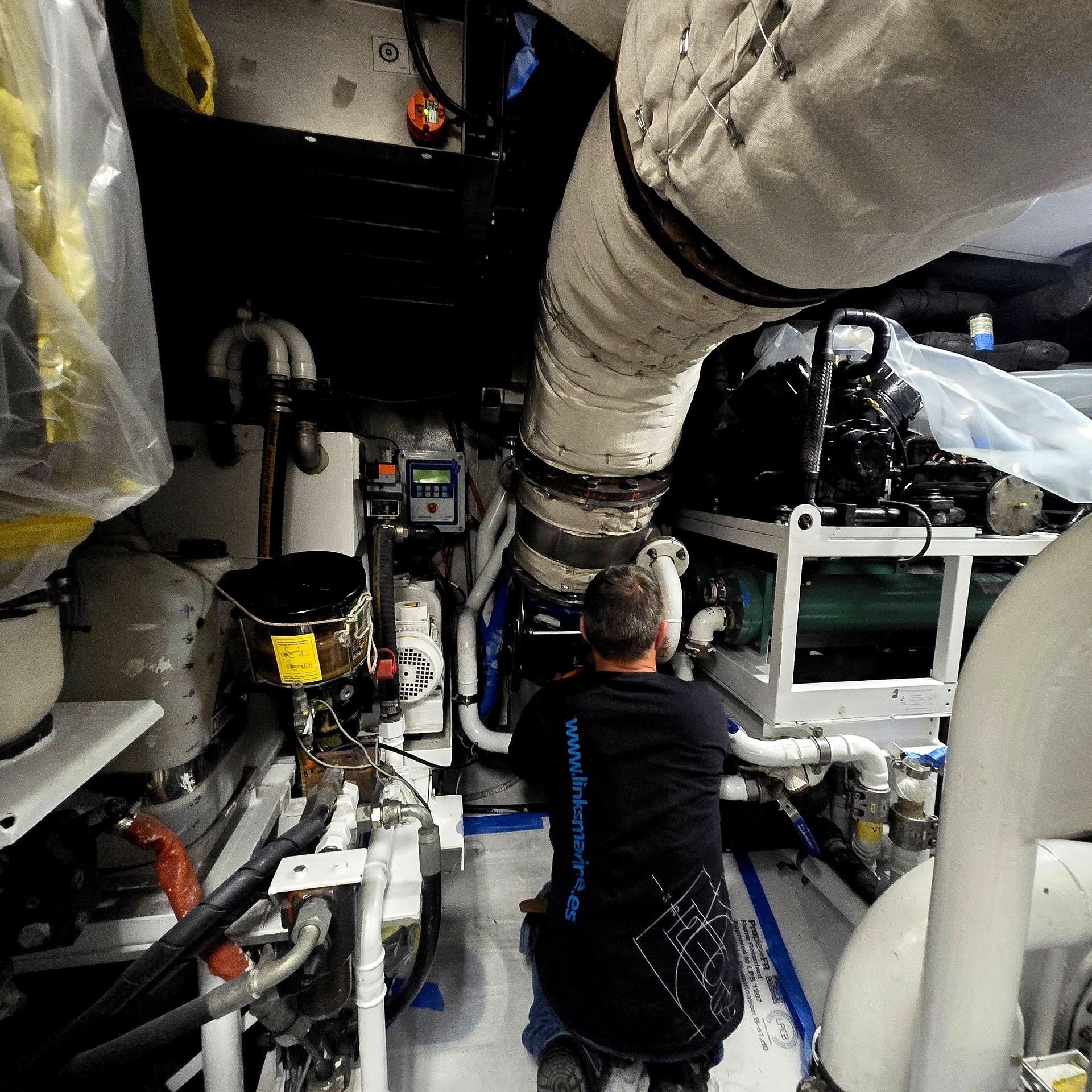 Rudder and propeller