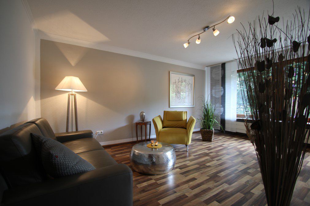 Ich freue mich, wenn wir uns in meinen gemütlichen Praxisräumen kennen lernen können. Ich freue mich, wenn wir uns in meinen gemütlichen Praxisräumen kennen lernen können.