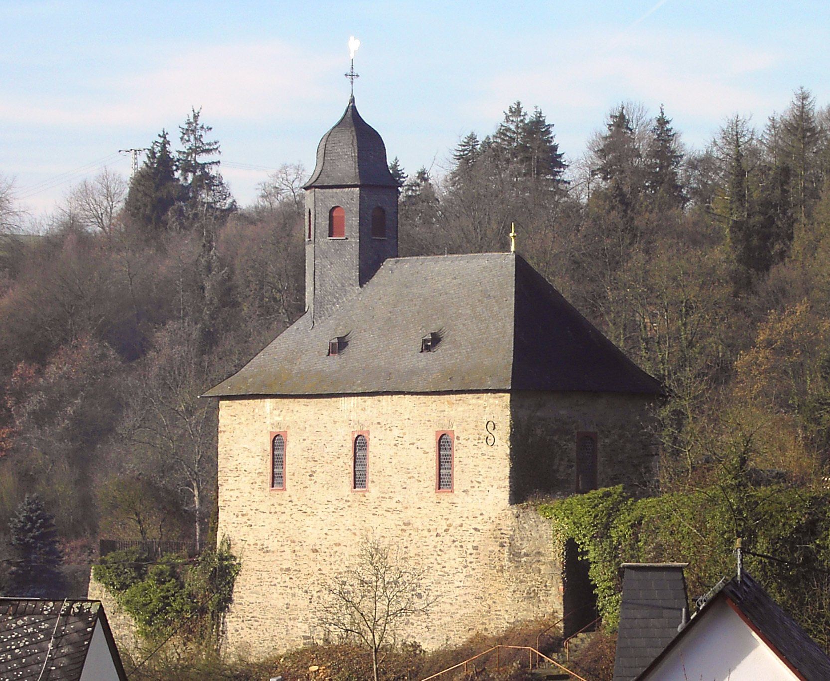 Evangelische Kirche von Reichenberg, ursprüngliche Burgkapelle mit Altarweihe 1380