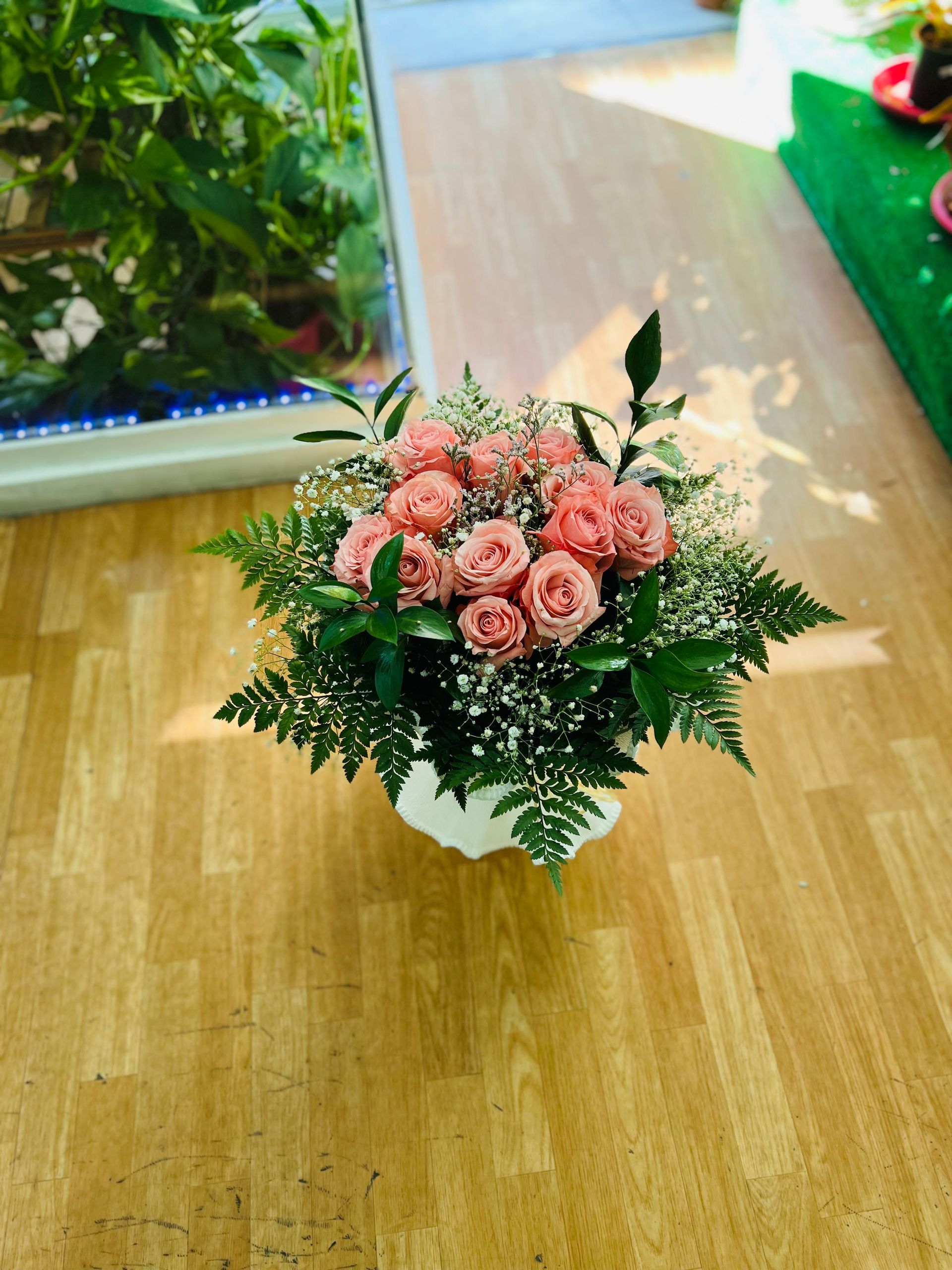 Un ramo de rosas rosadas, dulzura y elegancia en cada pétalo