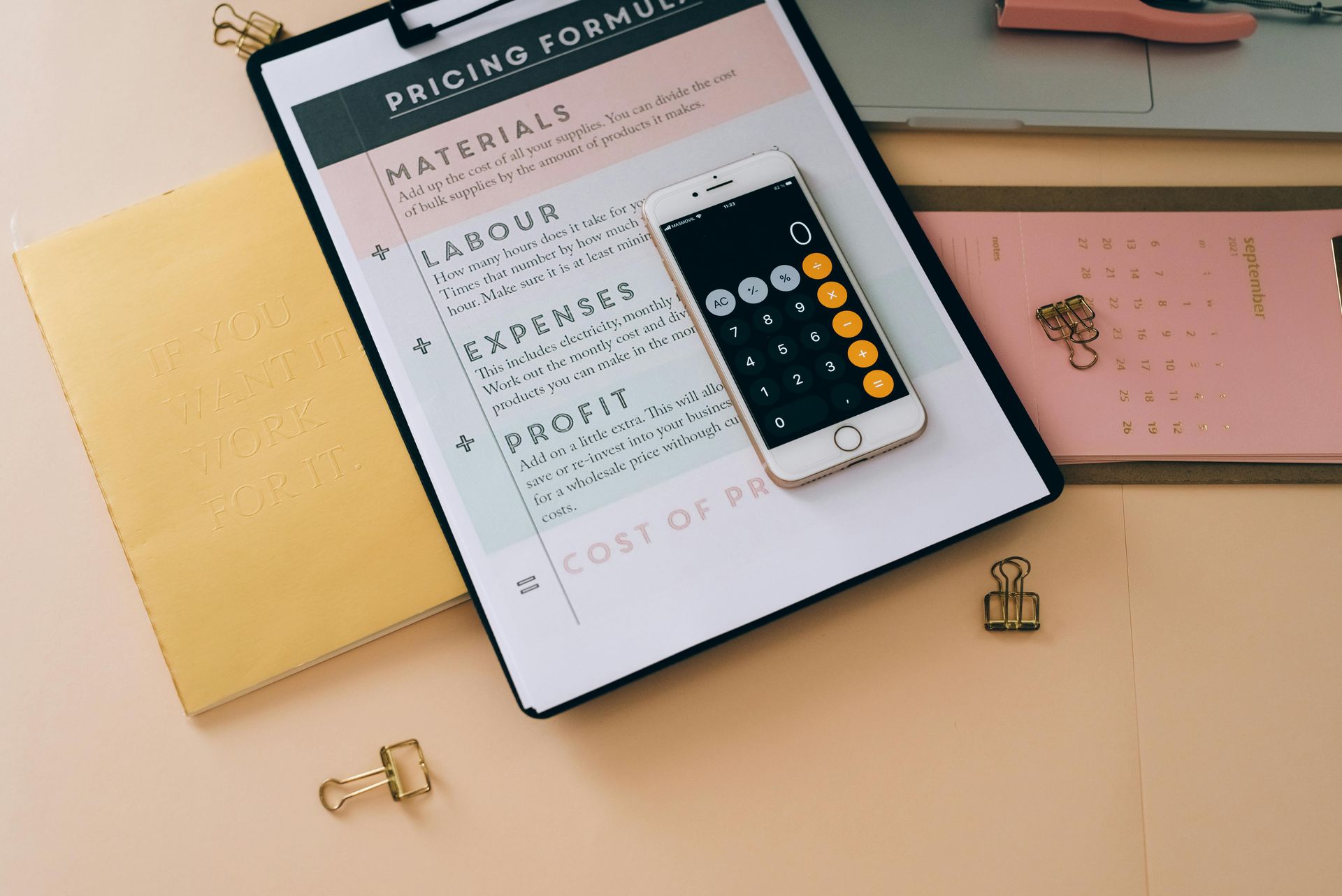 Struggling to price your creative services? Here’s what every agency needs to know about setting rat