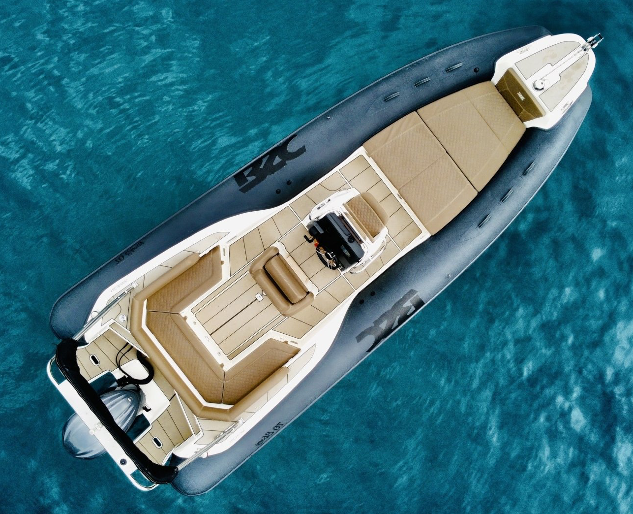 En savoir plus bateau semi-rigide bsc 70 Ebony jusqu'à 12 personnes