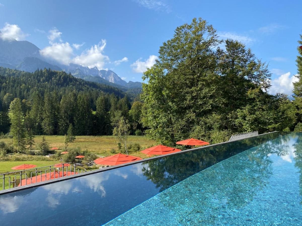 Schloss Elmau Luxury Spa Retreat and Cultural Hideaway Deutschland Garmisch Patenkirchen Elmau Valley