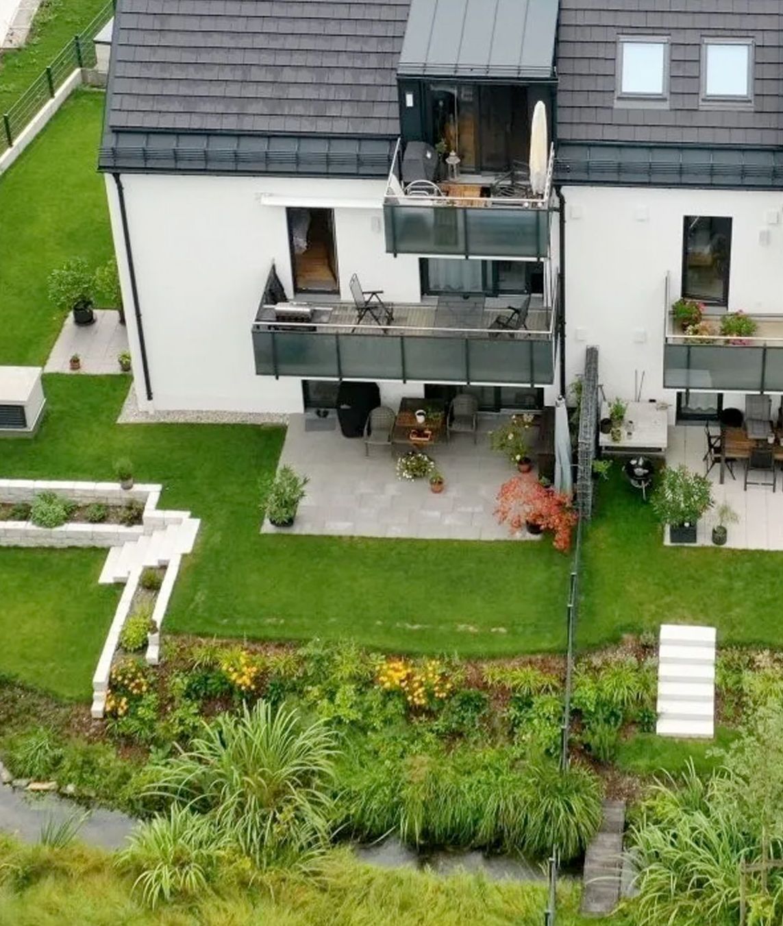 IMMOBILIE VOLLSTÄNDIG VERKAUF