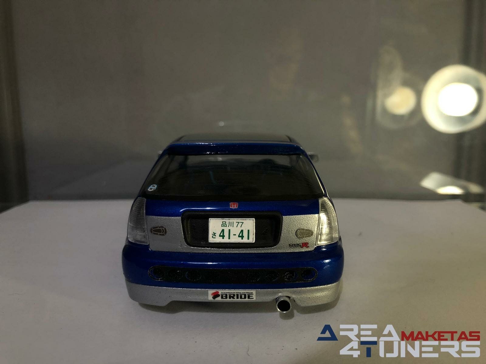 Reportaje maqueta Tuning Honda Civic Bitono Type Imagen perteneciente al reportaje fotográfico de la revista Tuning de publicación diaria Area4tuners.es sobre una maqueta Tuning de escala 1:24 Honda Civic