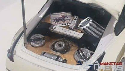 Reportaje maqueta Tuning Nissan 350z Golden Drift Imagen perteneciente al reportaje fotográfico de la revista Tuning de publicación diaria Area4tuners.es sobre una maqueta Tuning de escala 1:18 Nissan 350z