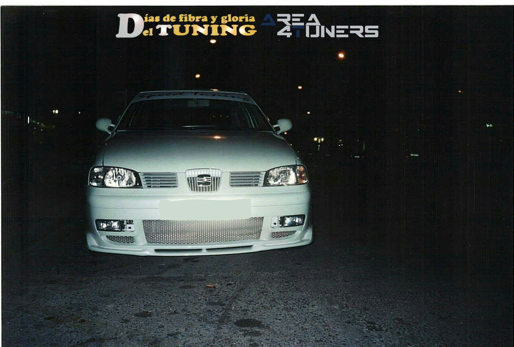 Imagen del reportaje  revista Tuning Area4tuners.es, concentración de coches Tuning del año 2001 en Alfaz Del Pí, Alicante, España